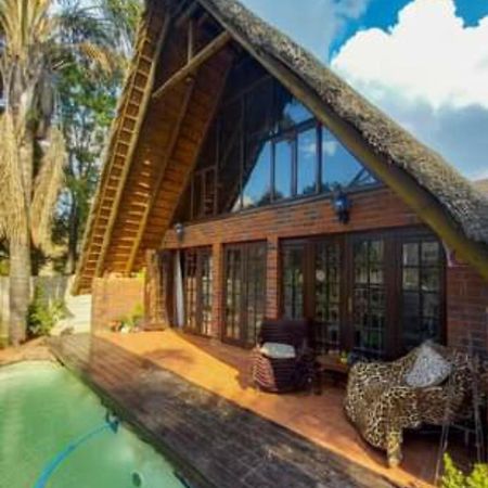 Pantera Lodge & Cheetah Cottage ヨハネスブルグ エクステリア 写真